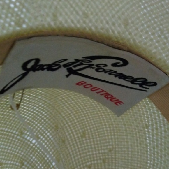 Hat - Picture 4 of 4